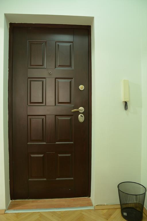 Apartment Kapishtec سكوبجي الغرفة الصورة